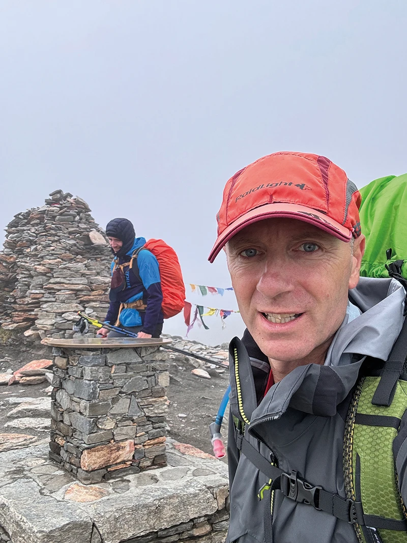 Vincent Jacques en randonnée sur le parcours de la Via Alpina 2032